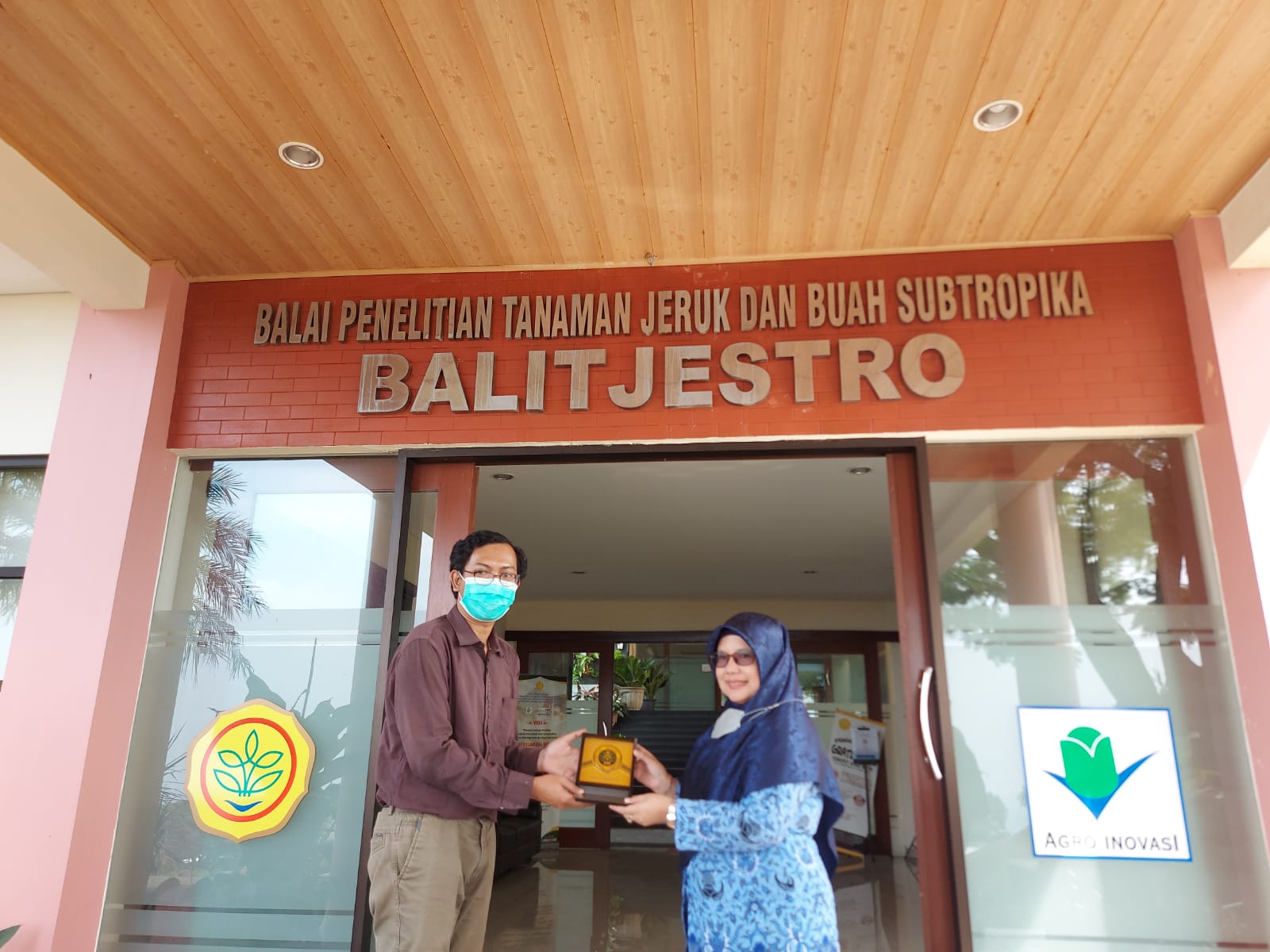Kunjungan Kegiatan Praktek Kerja Lapangan Mahasiswa di Balai Penelitian Tanaman Jeruk dan Buah Subtropika