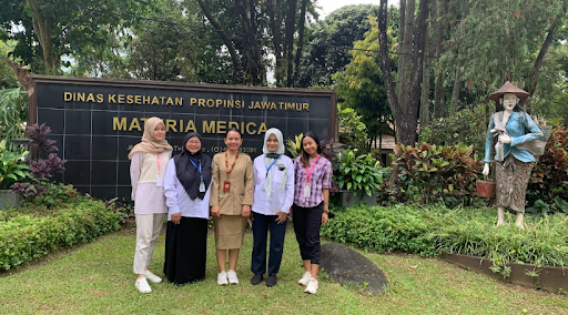 Program Studi Bioteknologi Melakukan Monitoring Kegiatan Merdeka Belajar Kampus Merdeka (MBKM) Magang di Materia Medica Batu sebagai Upaya Implementasi SDG’s Kerjasama dan Pendidikan Berkualitas